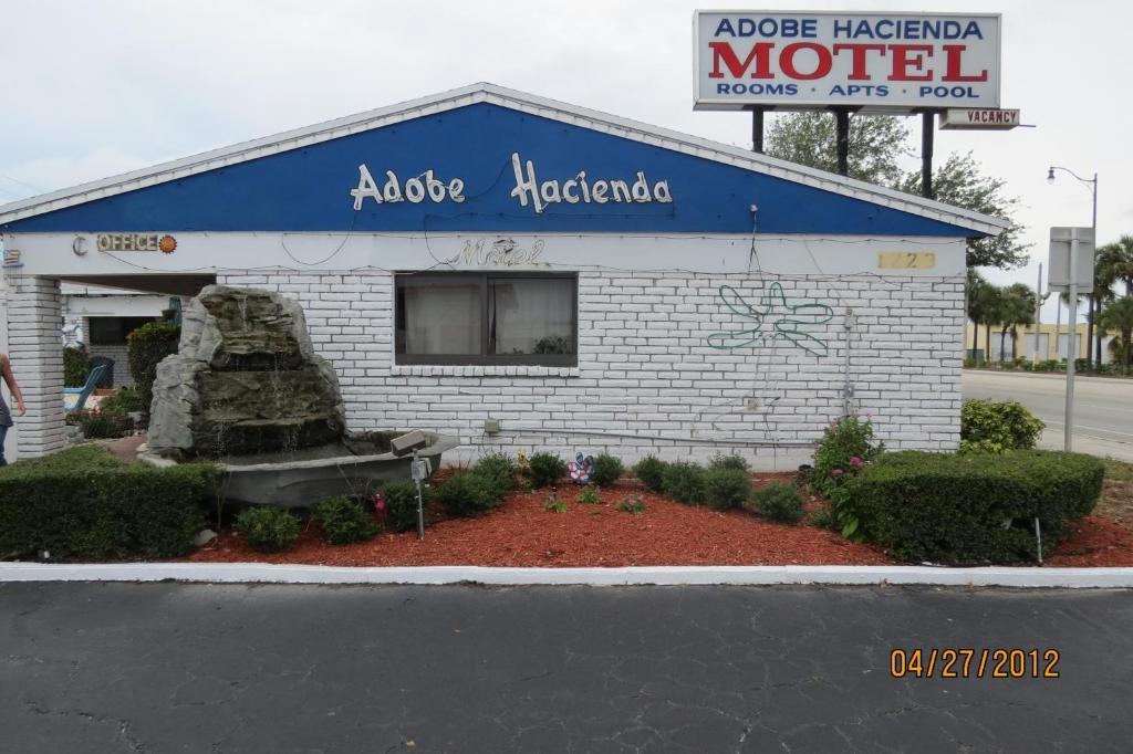 Adobe Hacienda Motel Hollywood Ngoại thất bức ảnh