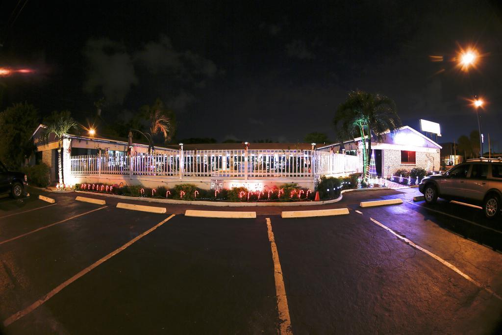 Adobe Hacienda Motel Hollywood Ngoại thất bức ảnh