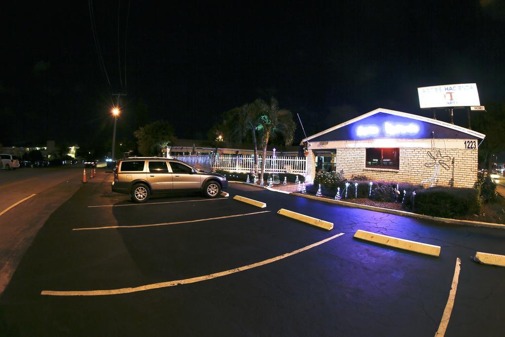 Adobe Hacienda Motel Hollywood Ngoại thất bức ảnh