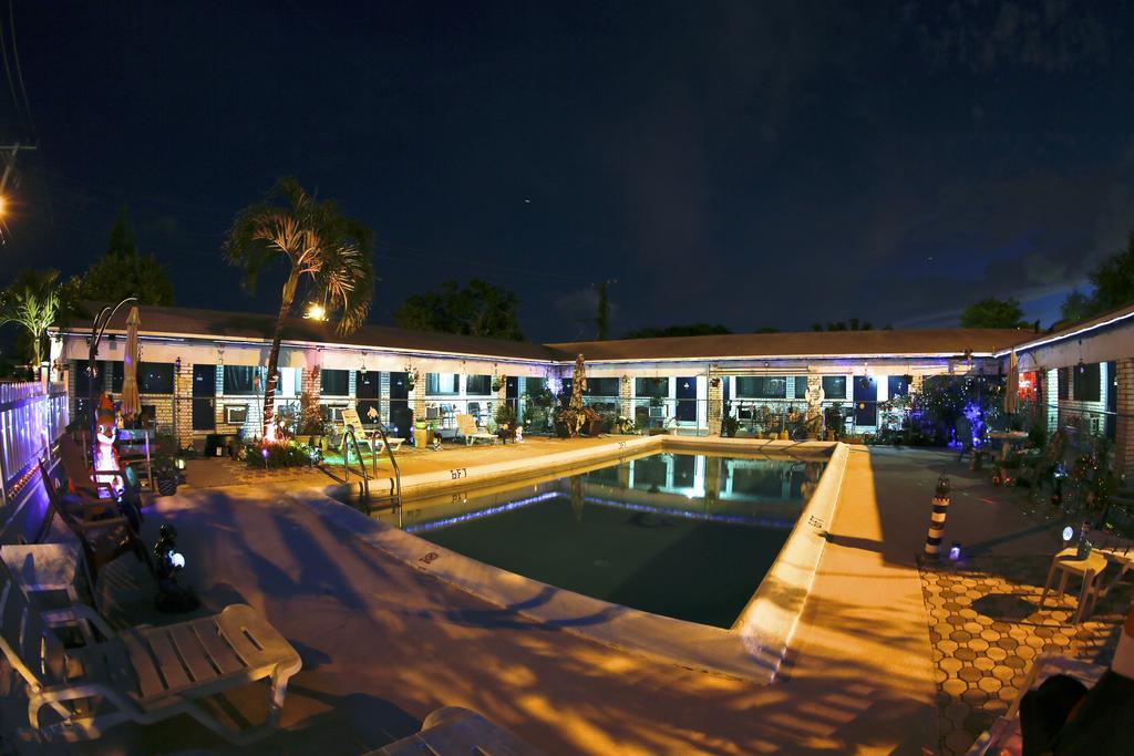 Adobe Hacienda Motel Hollywood Ngoại thất bức ảnh